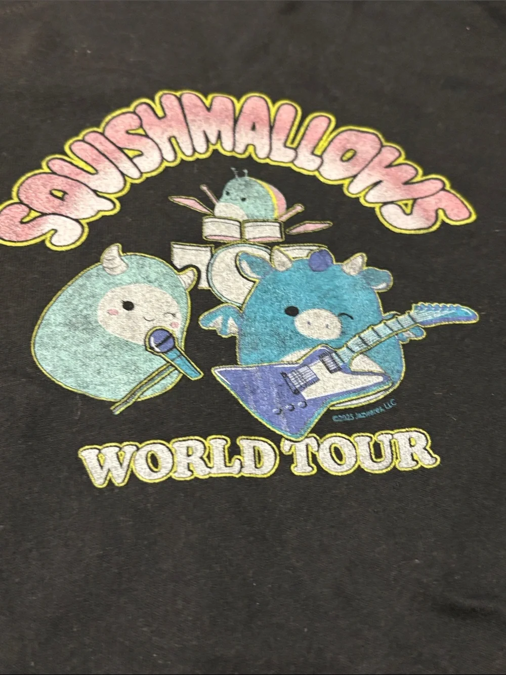 Gap kids oversized squishmallows graphic tee